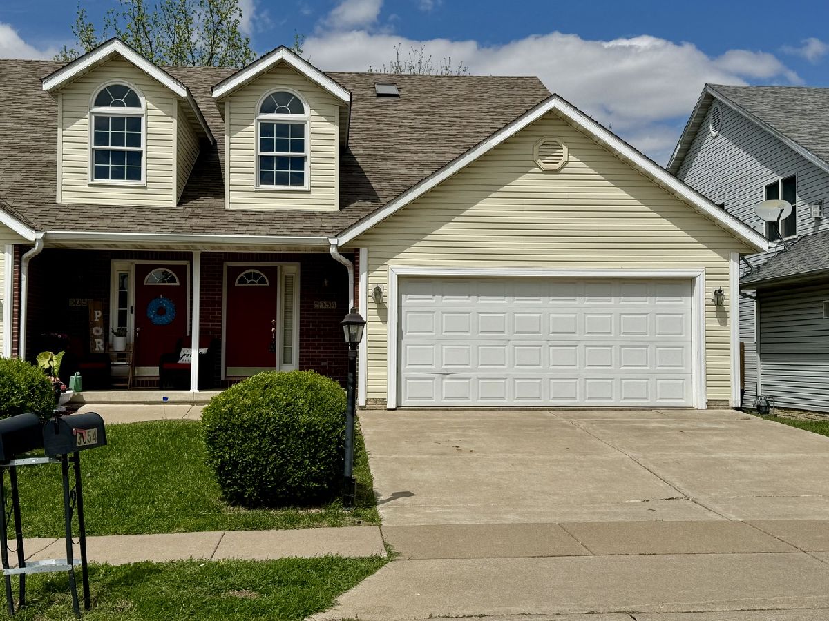  For Rent Bettendorf Iowa, 3054 Cherrywood