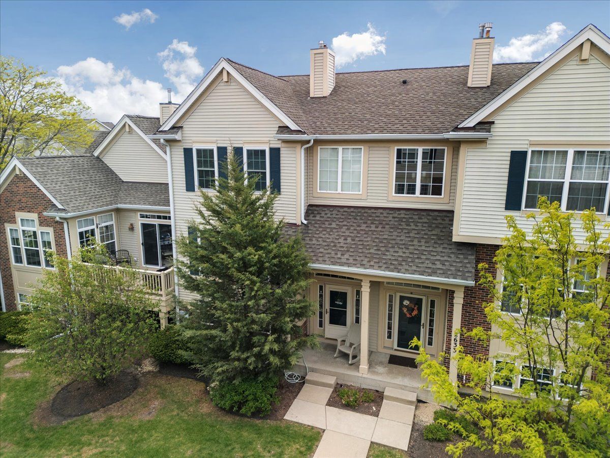 Townhomes & Homes For Sale Greenwood Place Arlington Heights Illinois, 2631 Greenwood Avenue