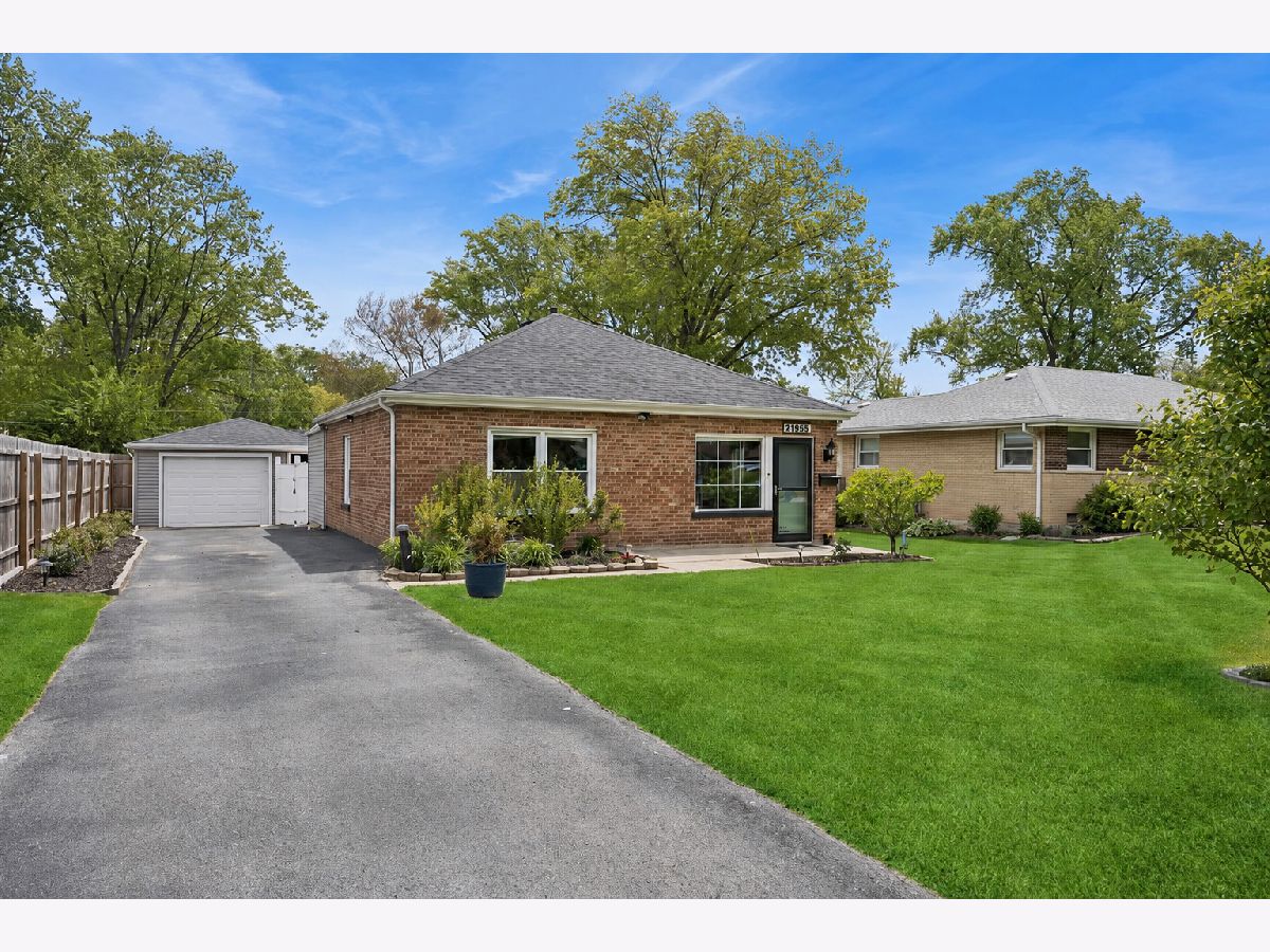  For Sale Richton Park Illinois, 21955 Millard Avenue