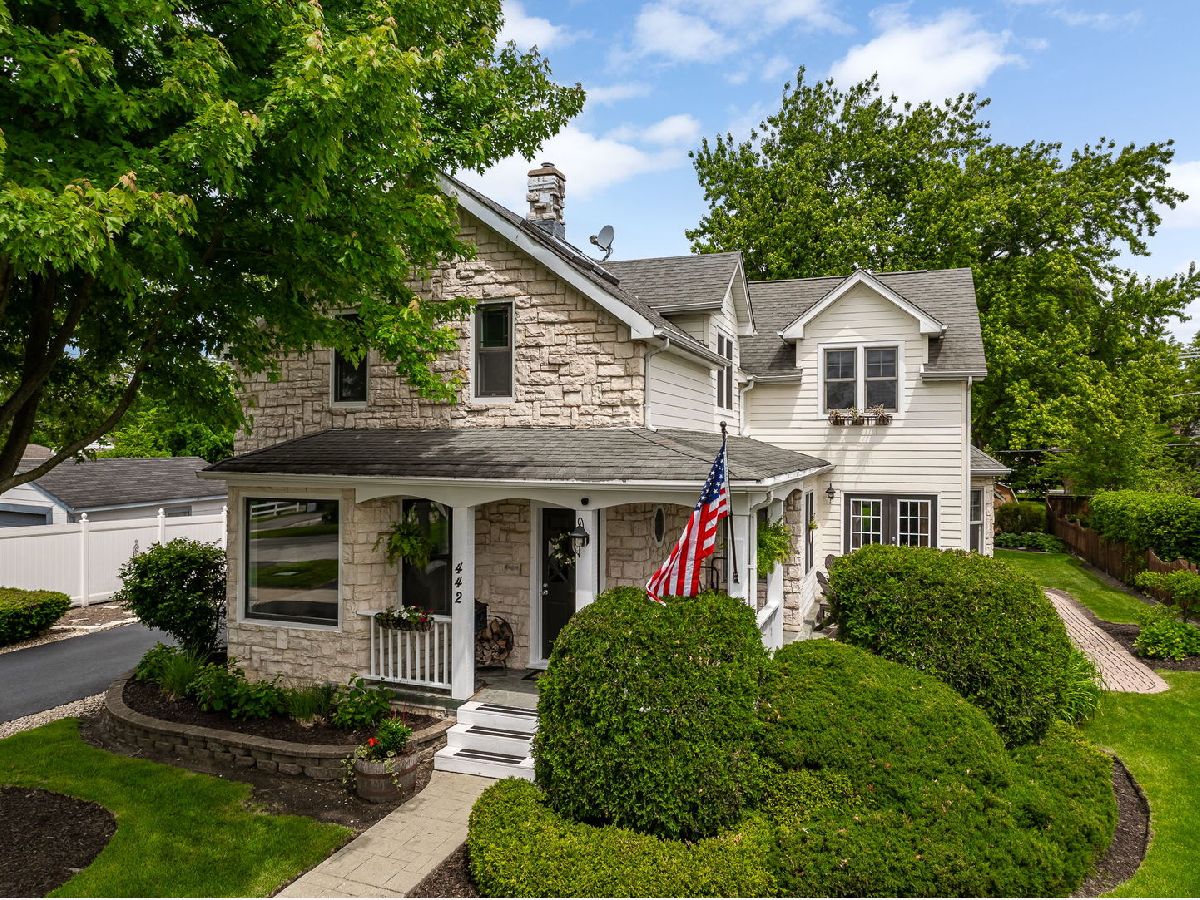 For Sale Downers Grove Illinois, 442 Davis Street