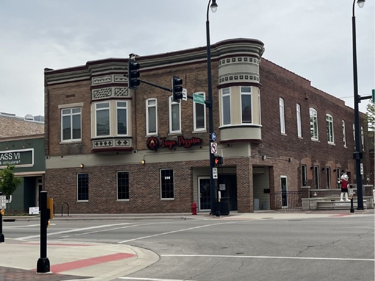  Rented Dekalb Illinois, 102 2nd