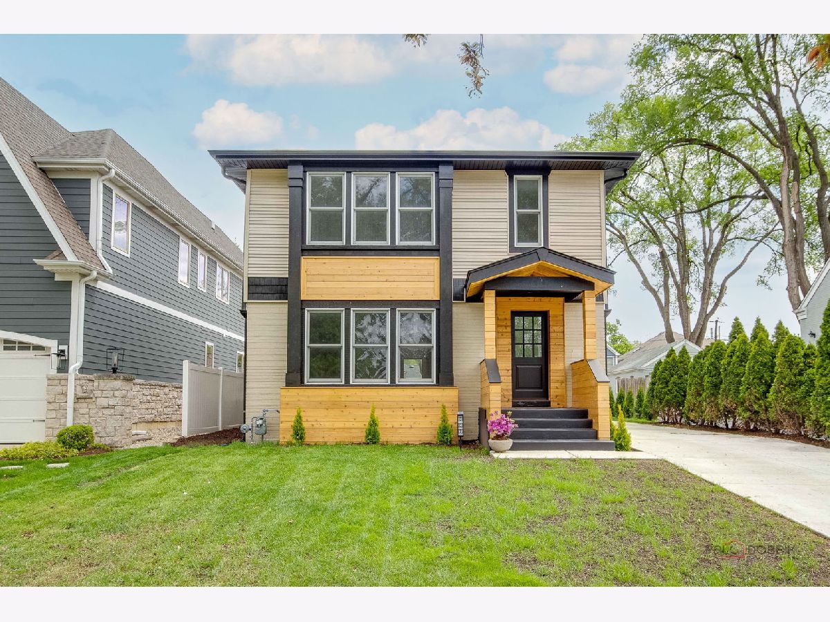  For Sale Elmhurst Illinois, 607 Cedar Avenue