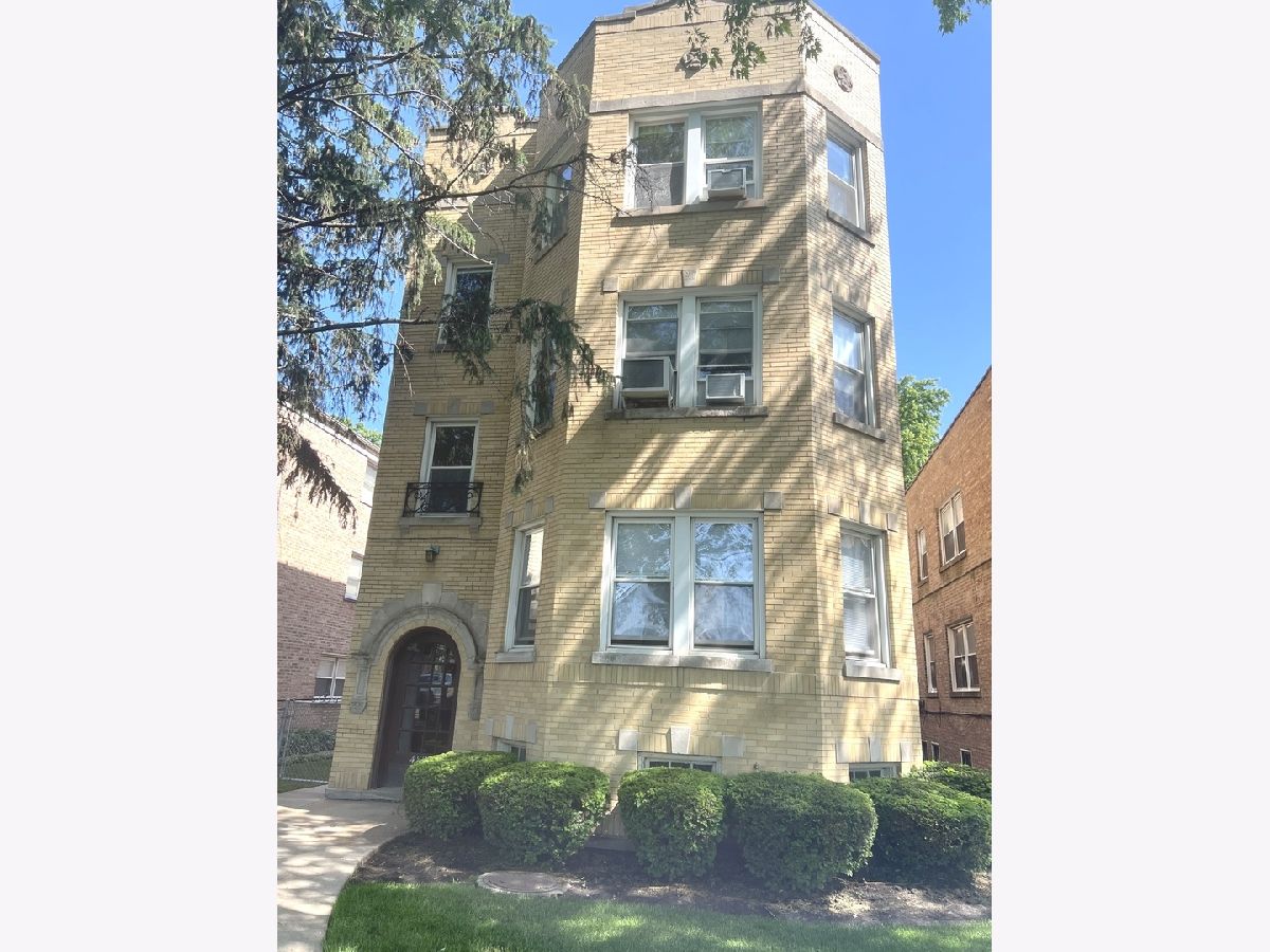  For Rent Skokie Illinois, 4824 Mulford