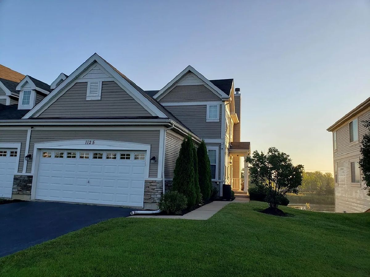 Homes & Townhomes For Sale Raintree Village Yorkville Illinois, 1125 Hampton Lane