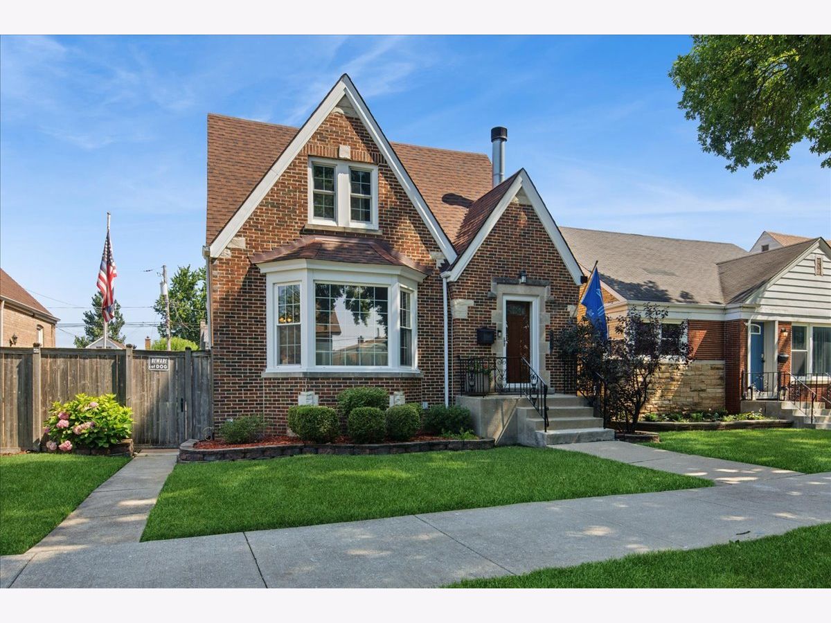  For Sale Chicago Illinois, 7620 Rascher Avenue