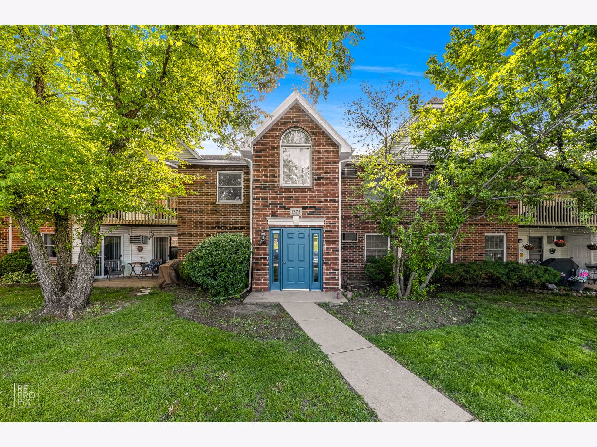  For Rent Lake In The Hills Illinois, 1375 Cunat
