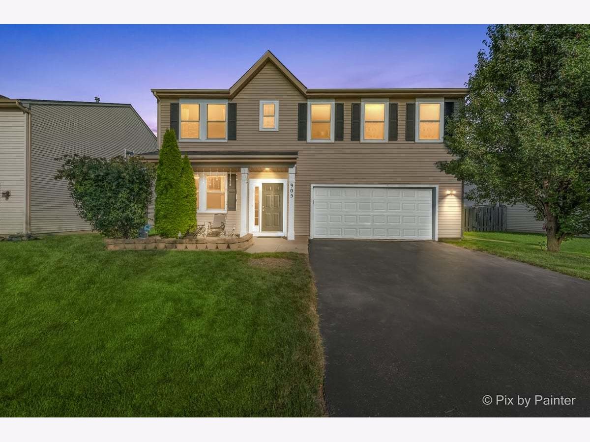 Townhomes & Condos & Homes For Sale Cambridge Lakes Pingree Grove Illinois, 905 Shelter Island Lane