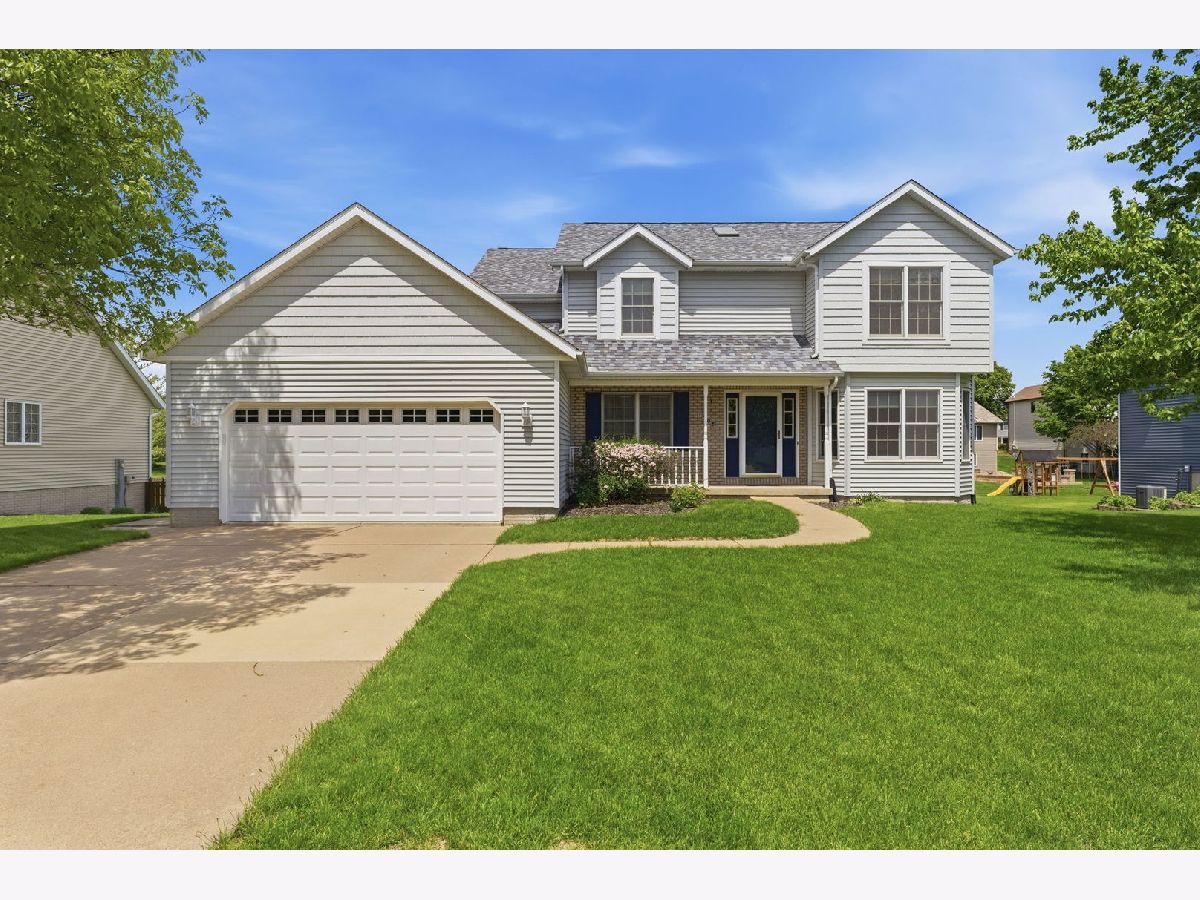  Sold Eldridge Iowa, 1208 Donahue