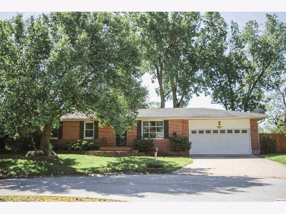  For Sale Quincy Illinois, 1221 26th
