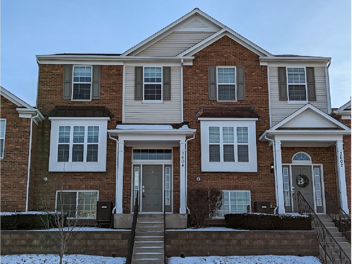  Rented Lindenhurst Illinois, 3604 Neubauer