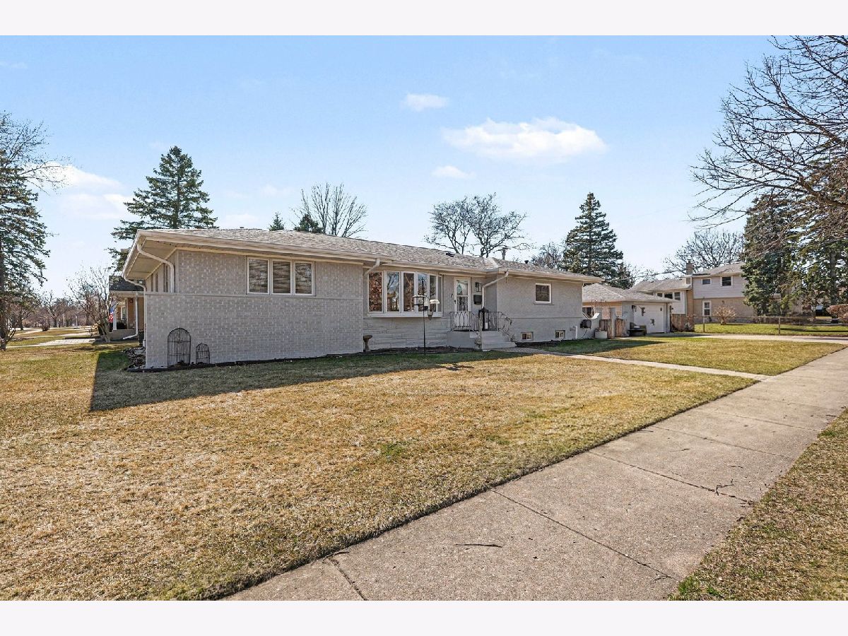 Homes Sold Stoltzner Arlington Heights Illinois, 1515 Oakton