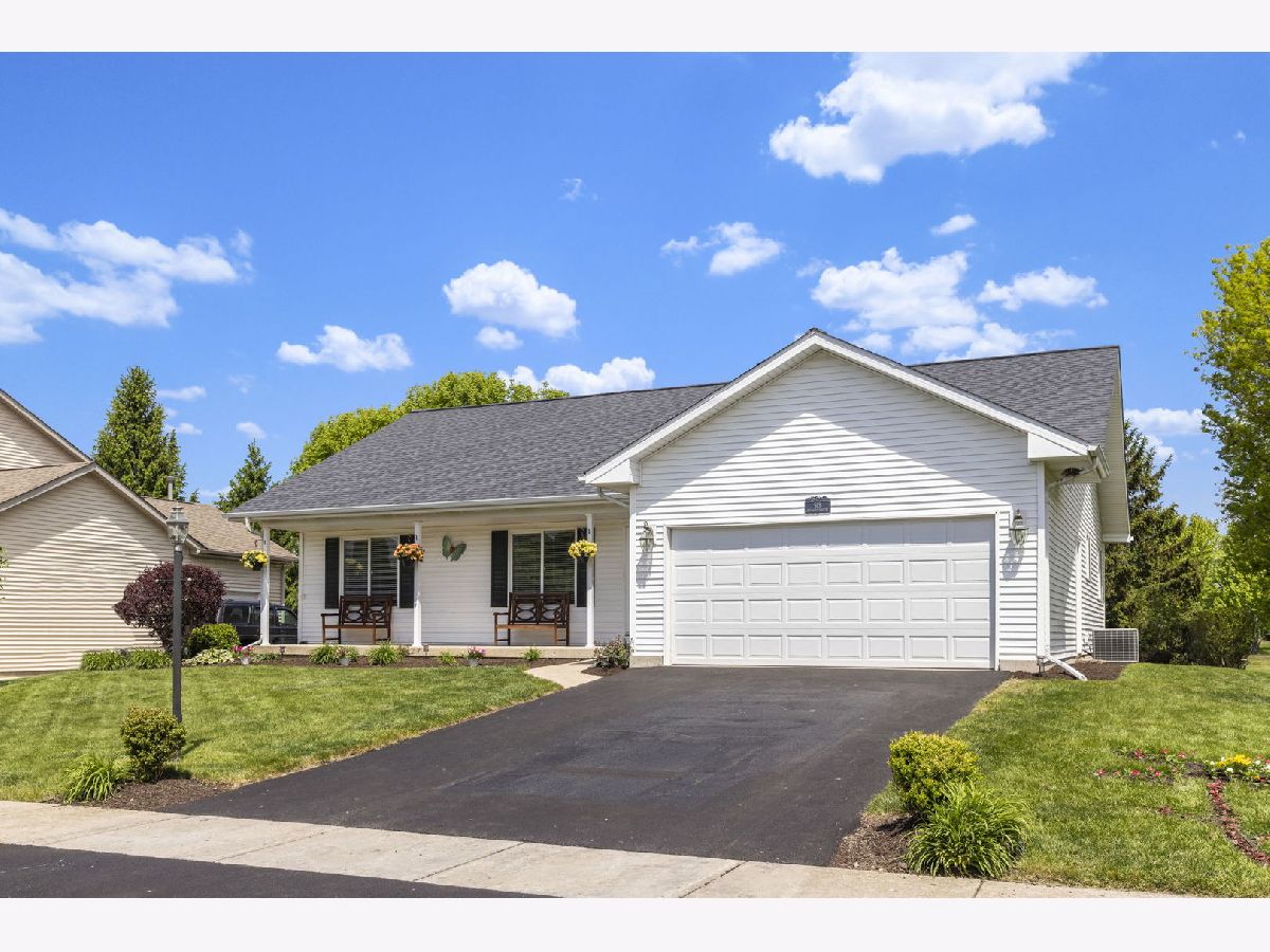 Homes For Sale Pheasant Chase Bolingbrook Illinois, 513 Pheasant Chase Drive