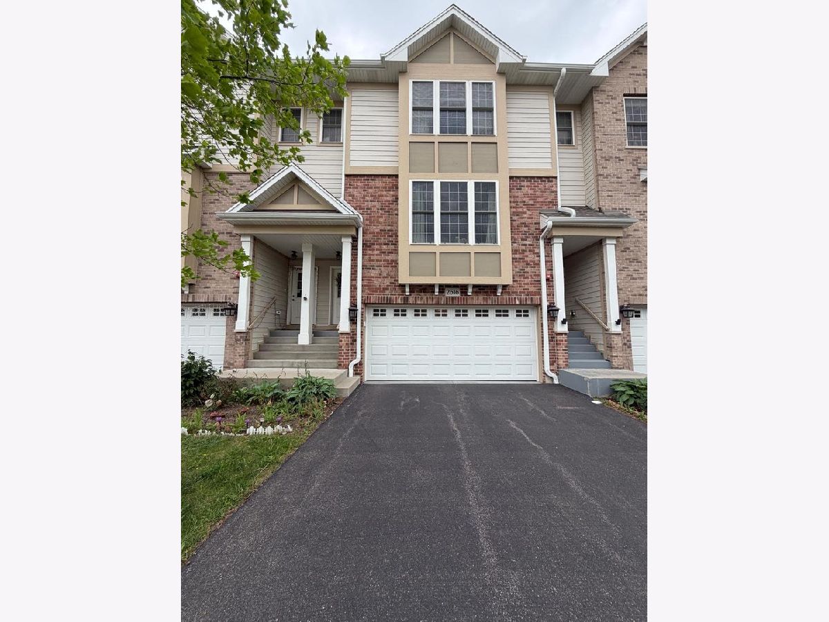  For Rent Buffalo Grove Illinois, 2616 Chelsey
