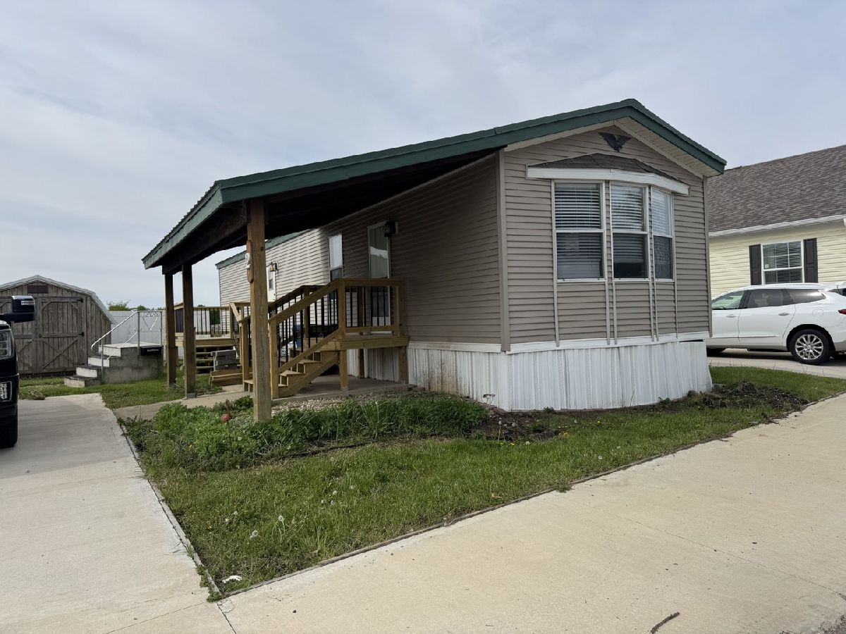  For Sale Lasalle Illinois, 2705 St Vincents Avenue