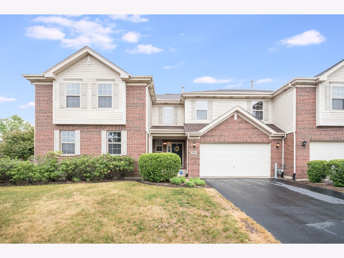  Rented Naperville Illinois, 2768 Blakely