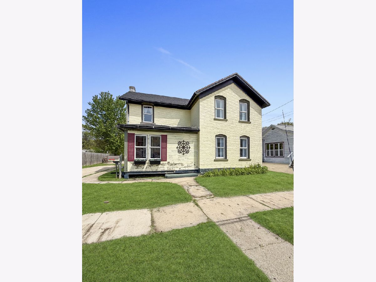  For Sale Freeport Illinois, 922 Shawnee Street