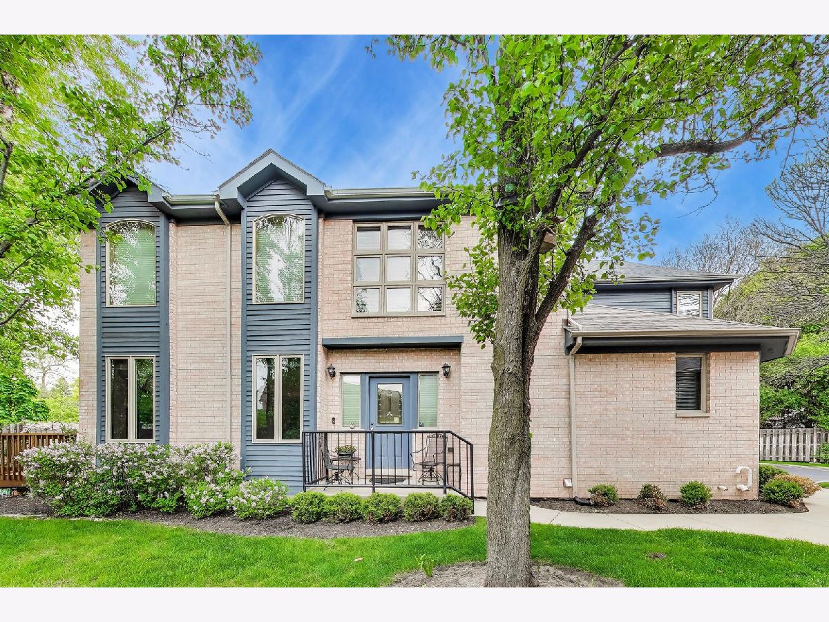 Townhomes For Sale Chestnut Manor Glenview Illinois, 1784 Chestnut Avenue