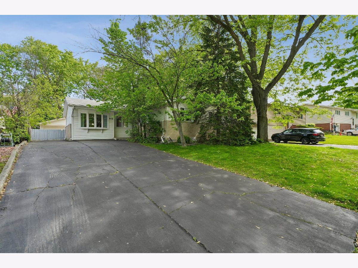  For Sale Hickory Hills Illinois, 9136 91st Place