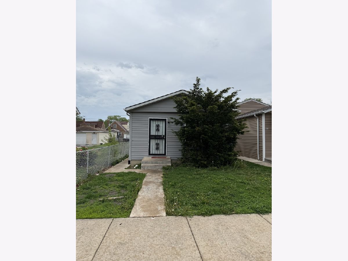  For Sale Chicago Illinois, 10211 Sangamon Street