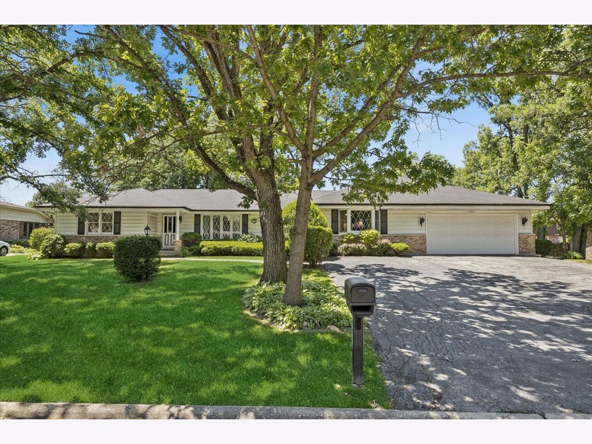 Homes For Sale Lincolnshire Estates Crete Illinois, 3444 Huntington Terrace