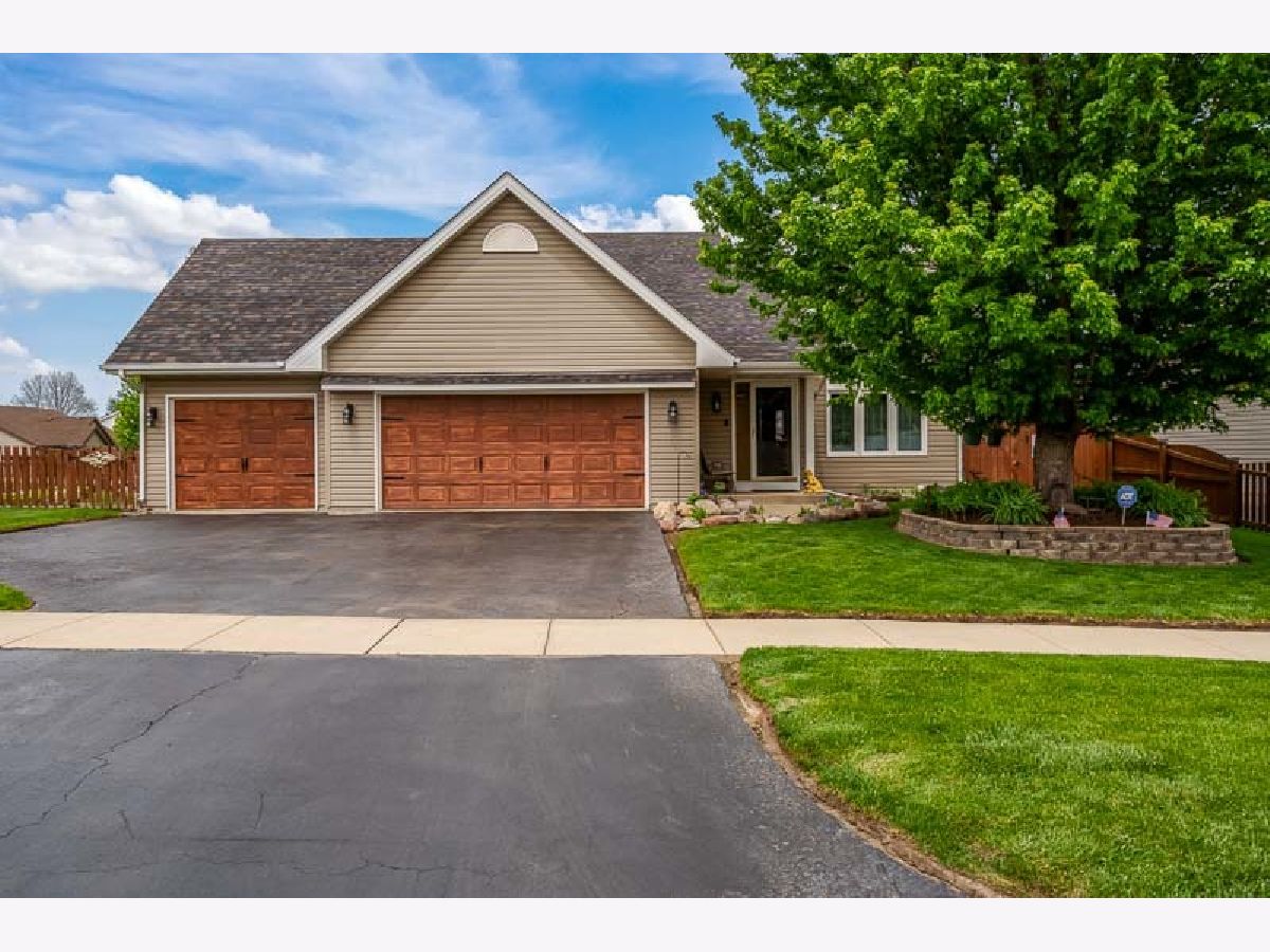  For Sale Belvidere Illinois, 1900 Wycliffe Street