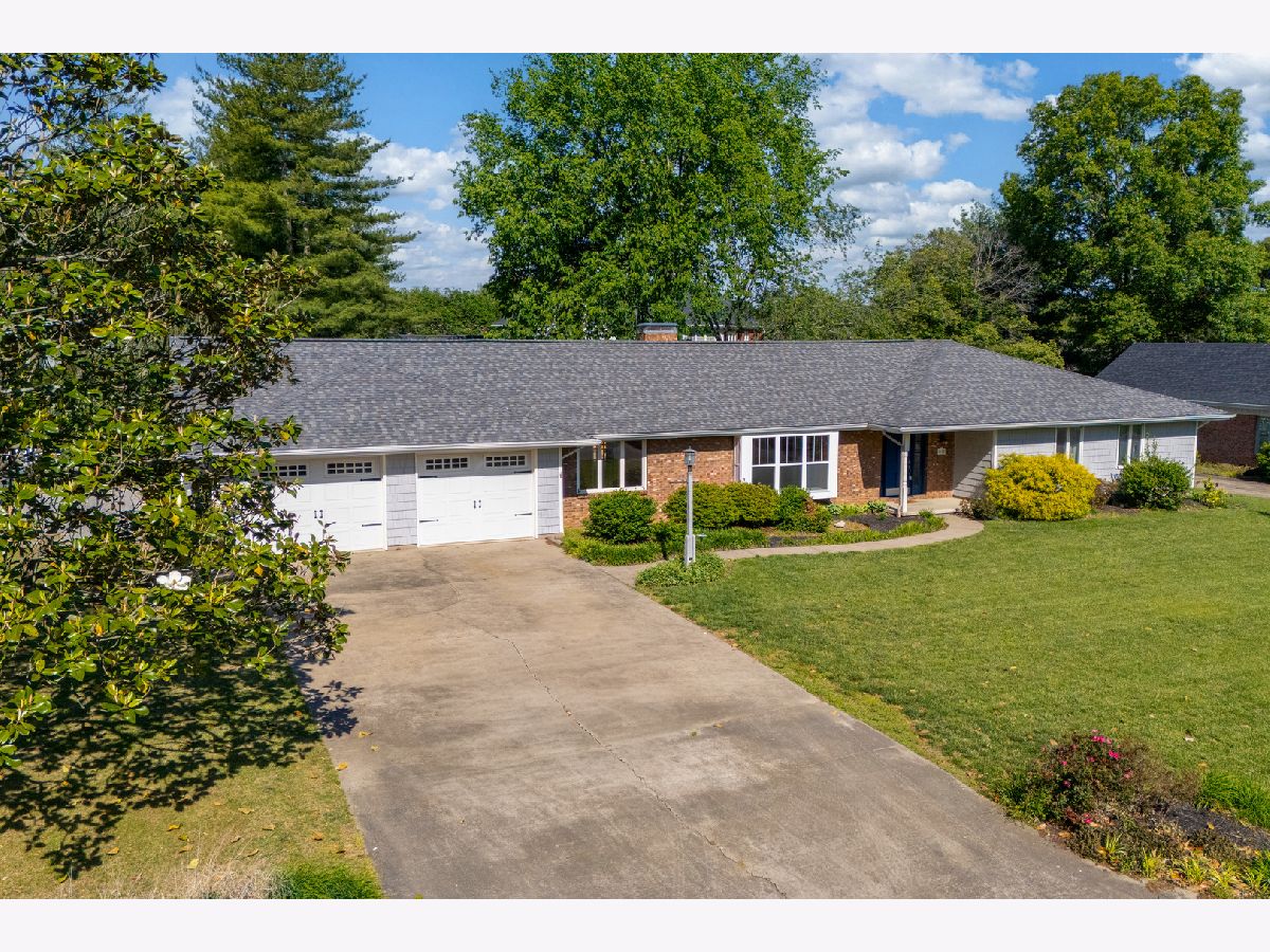  For Sale Marion Illinois, 1502 Nagel Drive