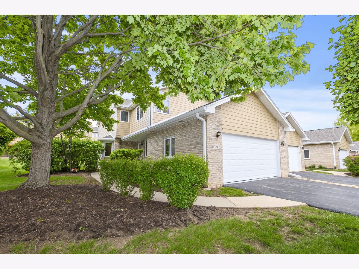  For Sale Orland Park Illinois, 11924 Dunree Lane