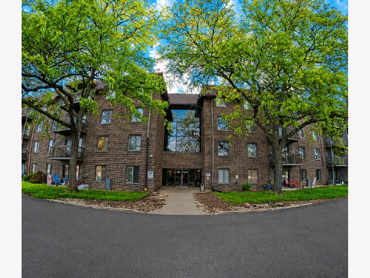  For Sale Homewood Illinois, 820 Elder Road