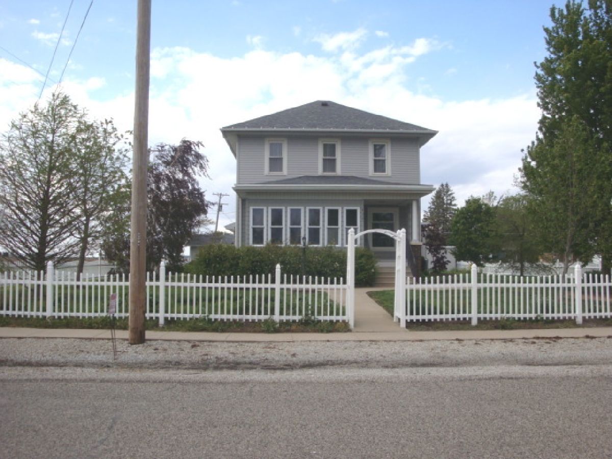  For Sale Cissna Park Illinois, 429 Koplin Avenue