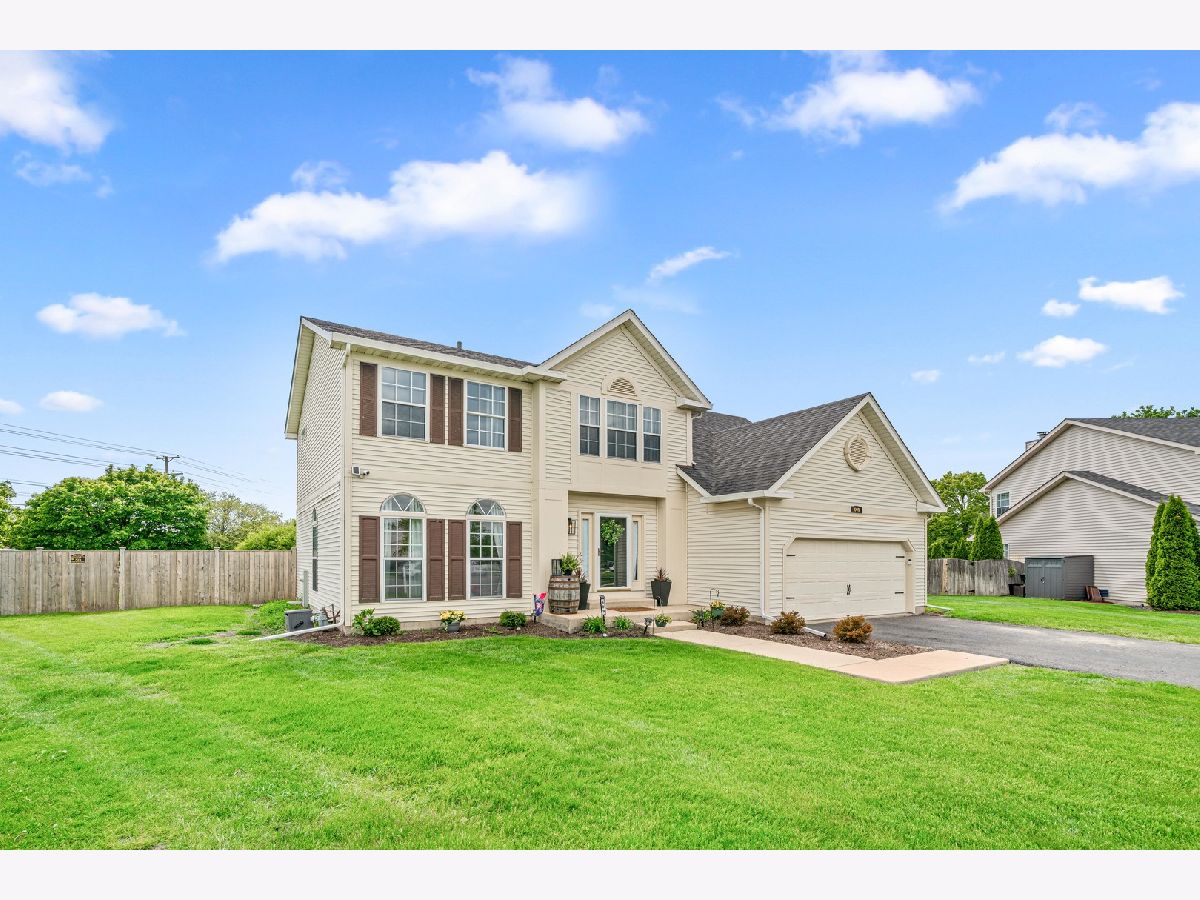  For Sale Oswego Illinois, 609 Plymouth Court