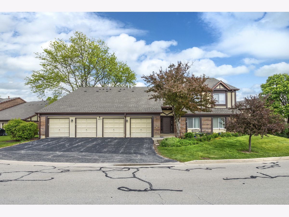  For Sale Glen Ellyn Illinois, 423 Ramblewood Drive