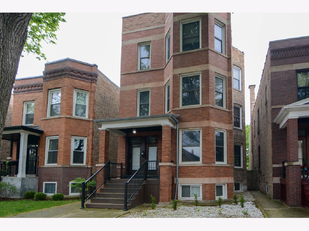  Rented Chicago Illinois, 3531 Bell