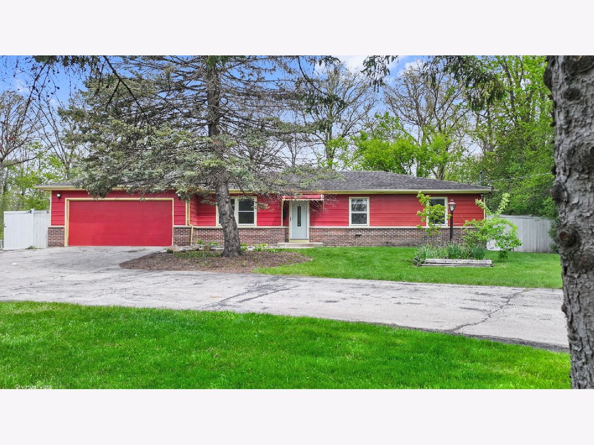 For Sale Lincolnshire Illinois, 8 Half Day Road