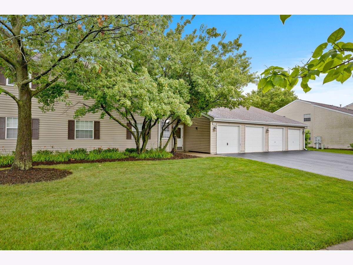  For Rent Streamwood Illinois, 96 Gant