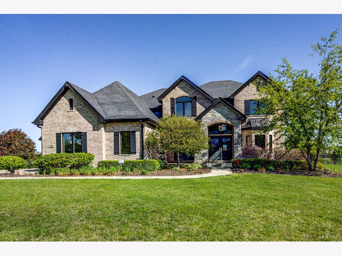  For Sale Frankfort Illinois, 23296 Sunburst