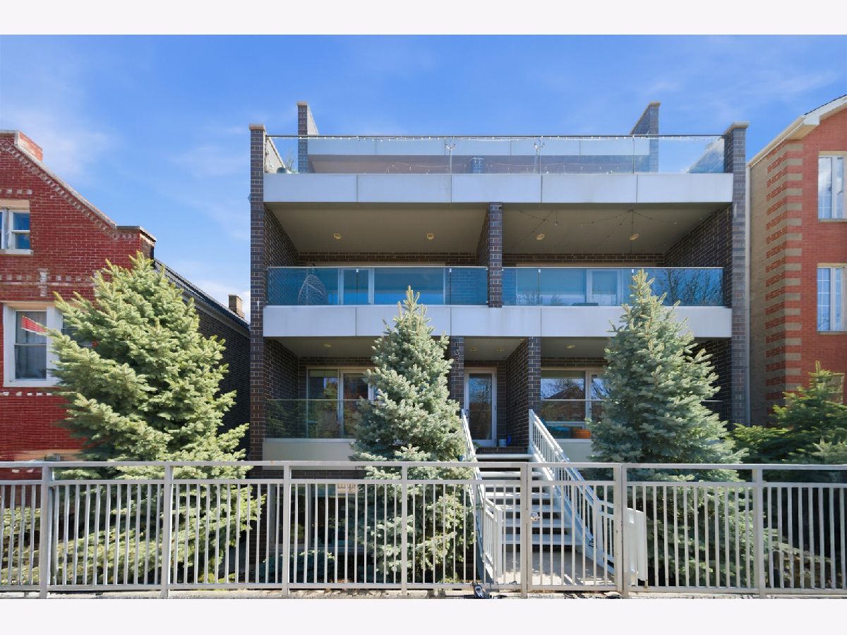 Condos & Townhomes & Homes For Sale Wicker Park Chicago Illinois, 1335 Bosworth Avenue