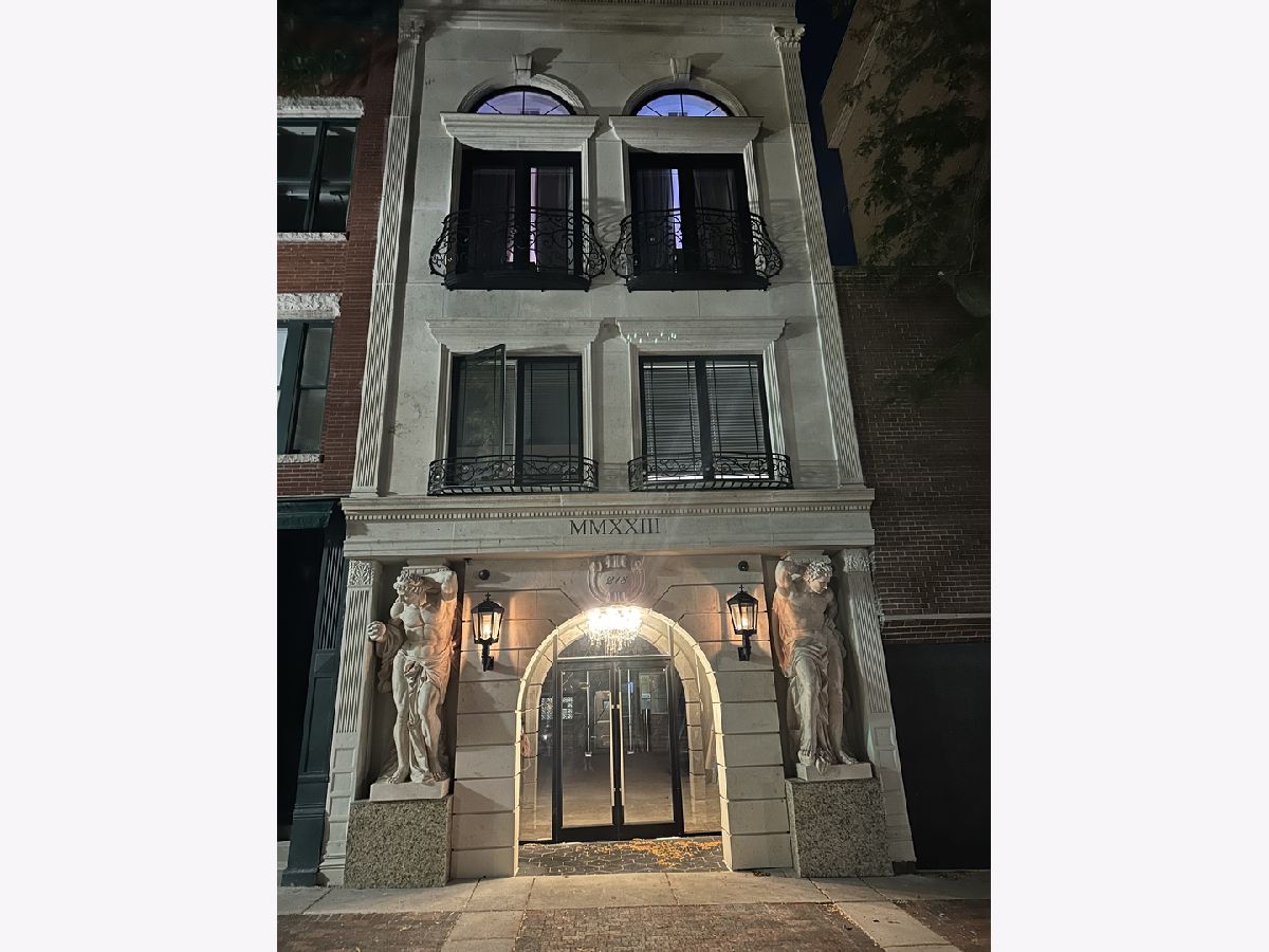  For Rent Waukegan Illinois, 218 Washington