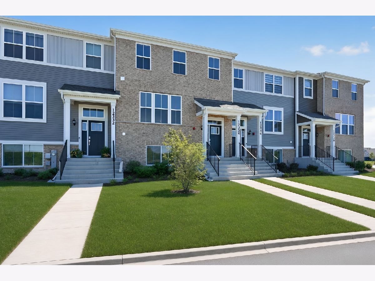 Condos & Townhomes For Sale Regency Square Huntley Illinois, 12334 Tinsley Street