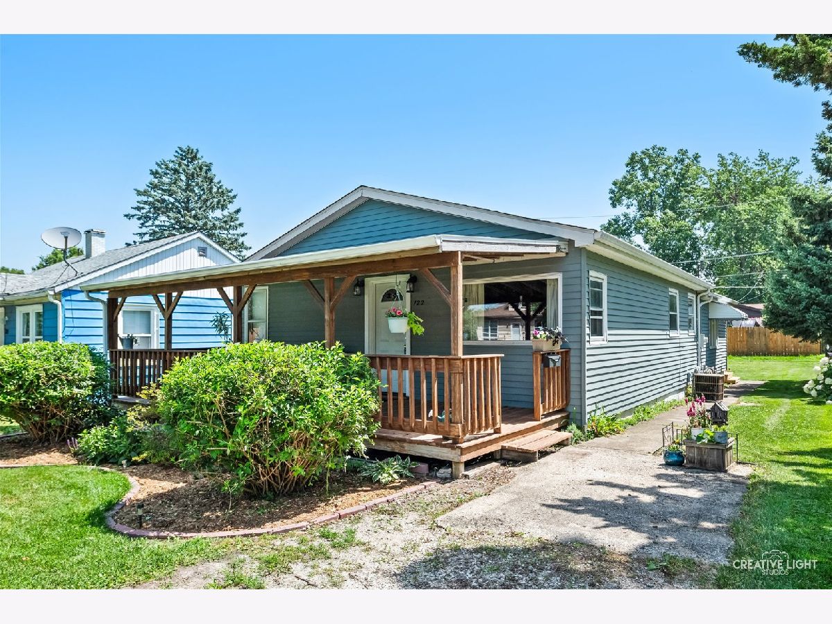  For Sale Joliet Illinois, 122 Barr Elms Avenue