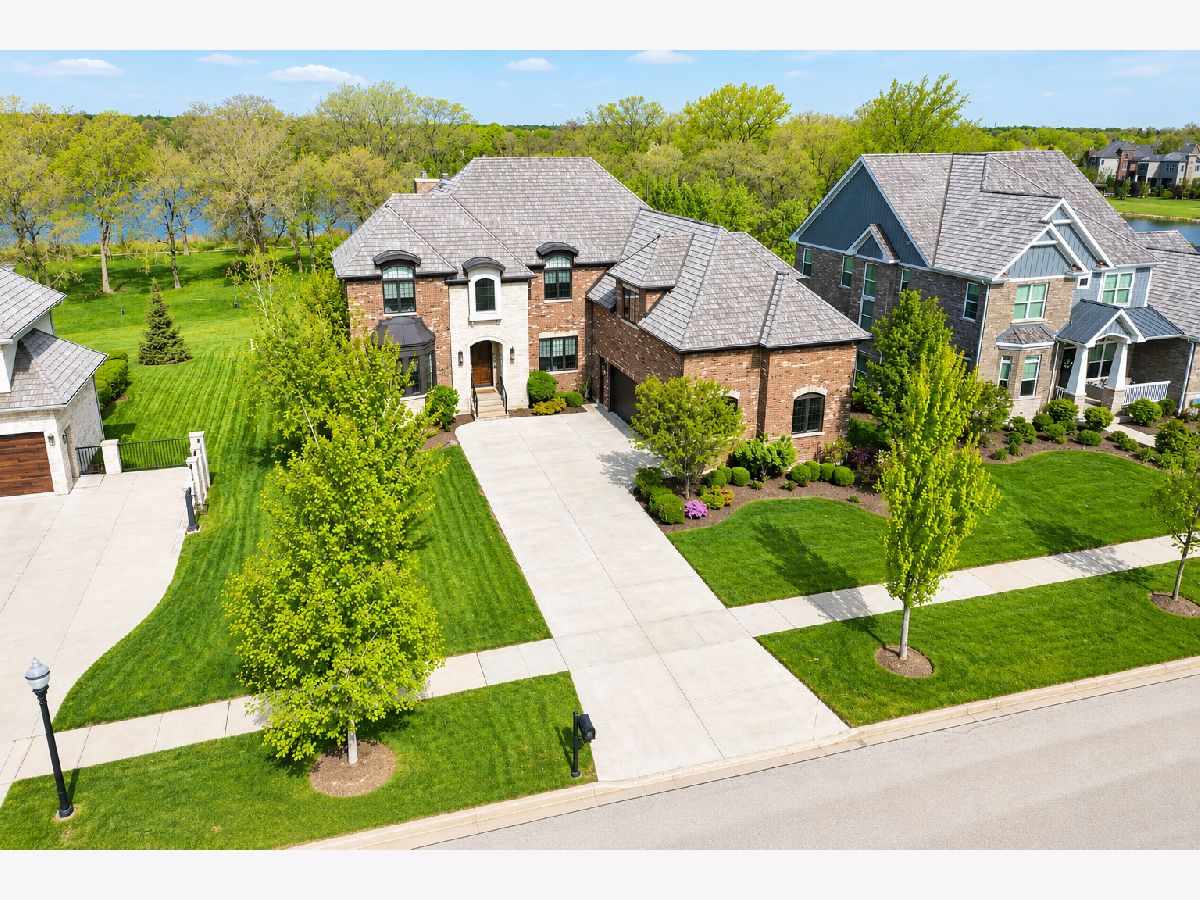  For Sale Vernon Hills Illinois, 1744 Lake Charles Drive