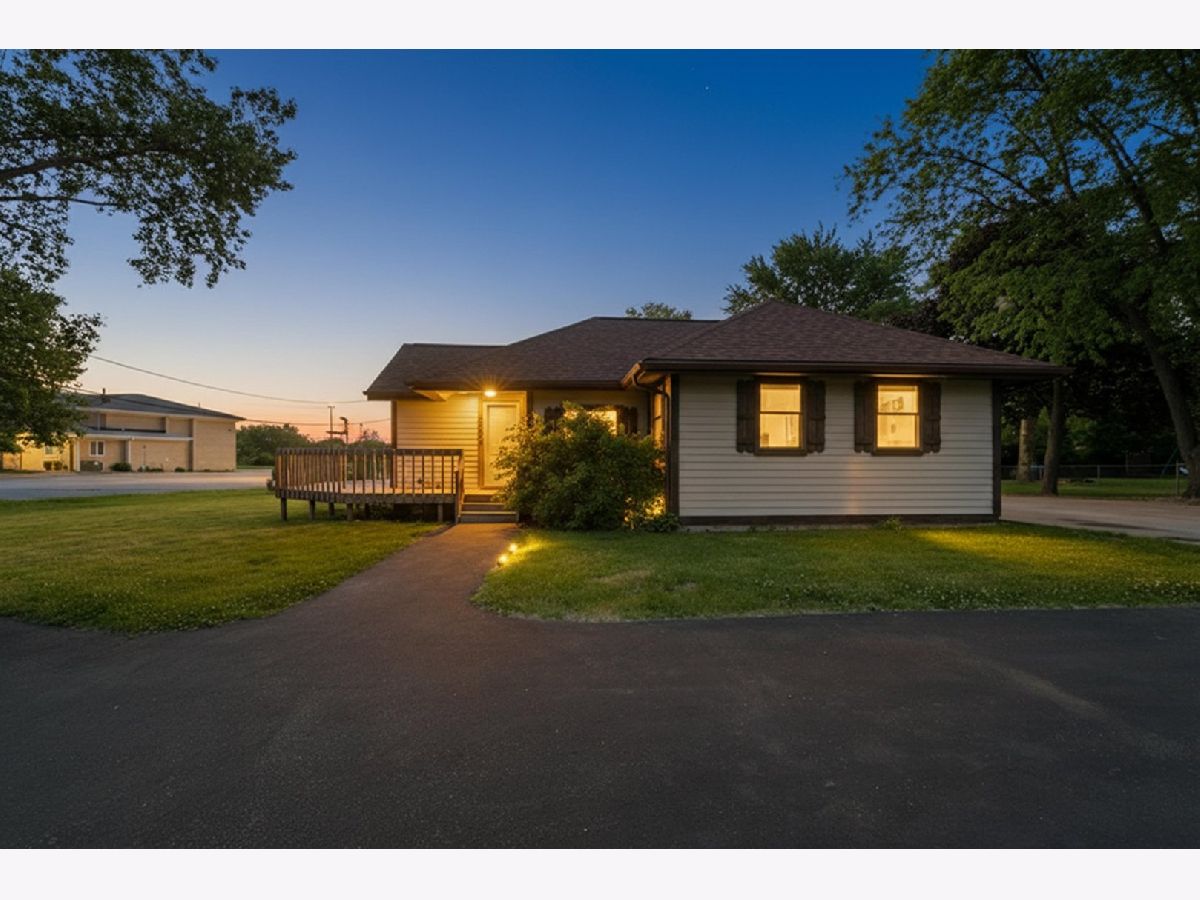  For Sale Beach Park Illinois, 3537 N Lewis Avenue