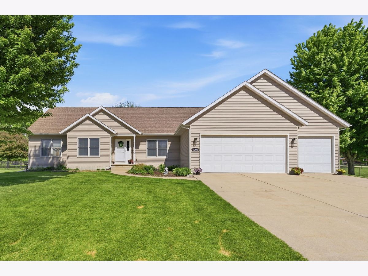  For Sale Port Byron Illinois, 1002 9th Street