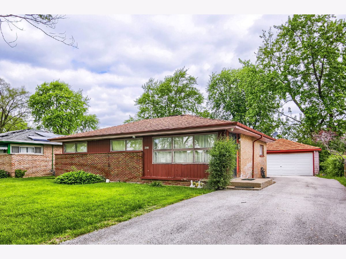  For Sale Markham Illinois, 2840 Stafford Drive