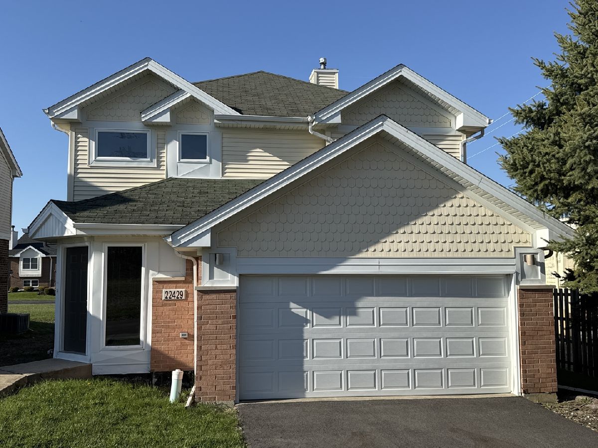  For Sale Richton Park Illinois, 22429 Karlov Avenue