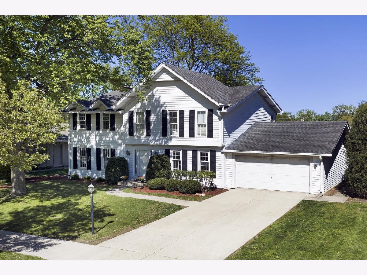 Homes For Sale Charlemagne Northbrook Illinois, 363 Anjou Drive