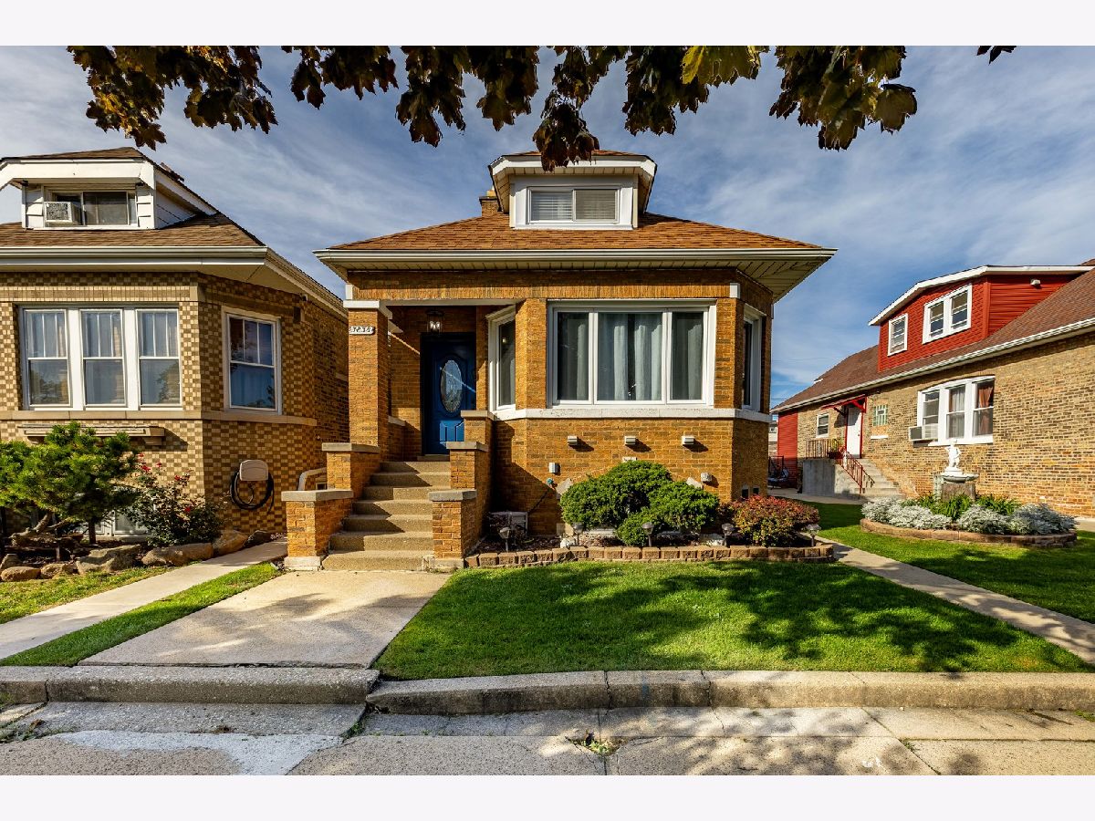  Rented Chicago Illinois, 3838 64th