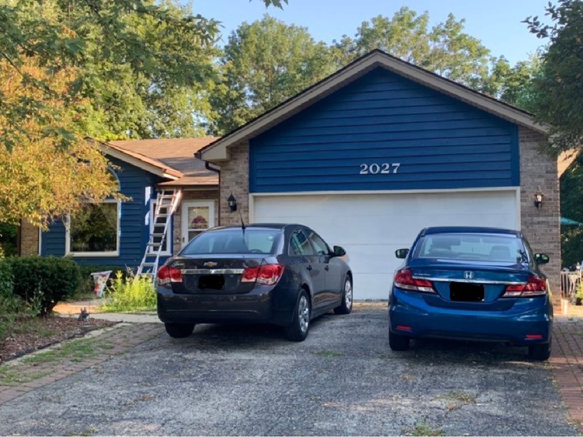 Homes & Condos & Townhomes For Sale Hanover Gardens Hanover Park Illinois, 2027 Walnut Avenue