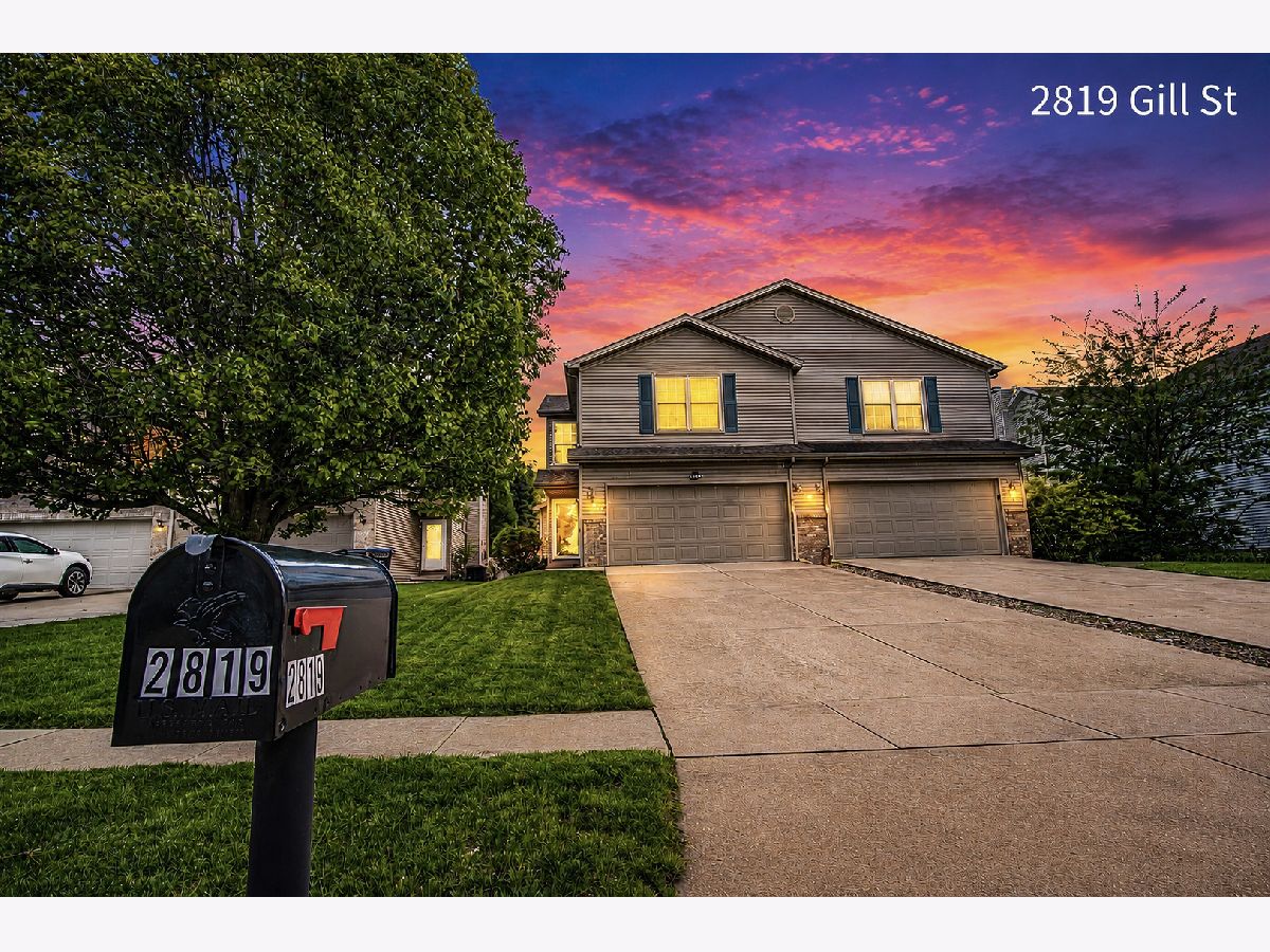 Condos & Townhomes & Homes For Sale Midlands Bloomington Illinois, 2819 Gill Street
