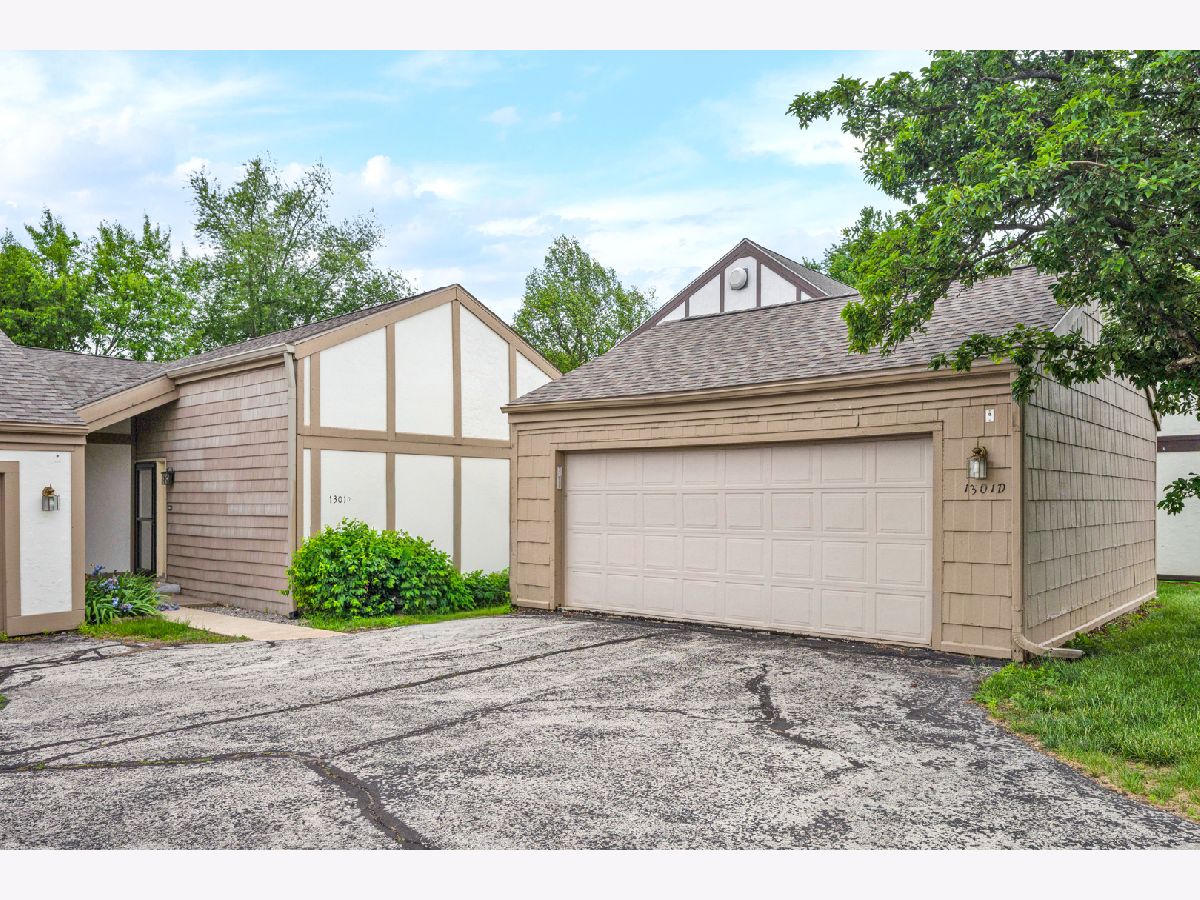 Condos & Townhomes For Sale Stratford Estates Normal Illinois, 1301 Kingsridge Court