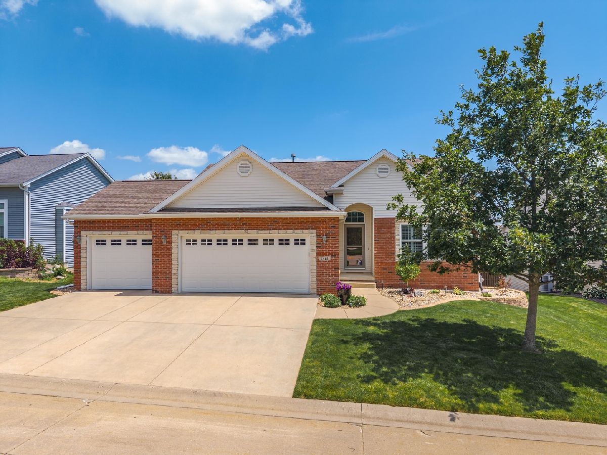 Homes & Condos & Townhomes For Sale Grove On Kickapoo Creek Bloomington Illinois, 1412 Kickapoo Creek Road